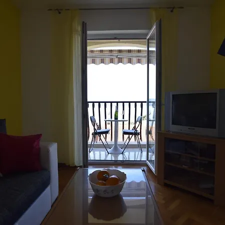 With A Balcony And Sea View, Just 300 Metres From The Appartamento *